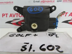 VW GOLF PLUS L.07, MOTORČEK LOPUTE NA PEČKI