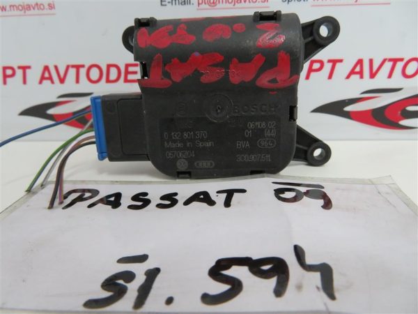 VW PASSAT L.09, MOTORČEK LOPUTE NA PEČKI - Image 2