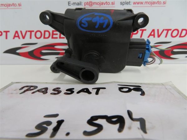 VW PASSAT L.09, MOTORČEK LOPUTE NA PEČKI
