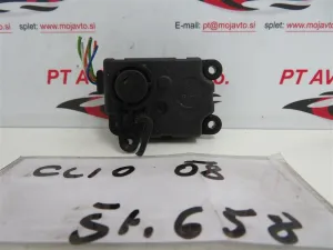 RENAULT CLIO L.08, MOTORČEK LOPUTE NA PEČKI