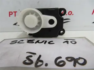 RENAULT SCENIC L.10, MOTORČEK LOPUTE NA PEČKI