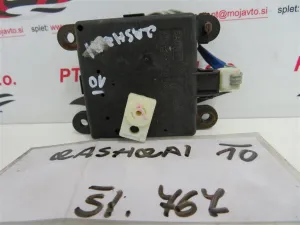 NISSAN QASHQAI L.10, MOTORČEK LOPUTE NA PEČKI