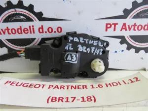 PEUGEOT PARTNER L.12, MOTORČEK LOPUTE NA PEČKI