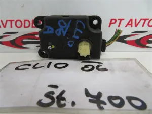 RENAULT CLIO L.06, MOTORČEK LOPUTE NA PEČKI