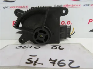 RENAULT CLIO L.06, MOTORČEK LOPUTE NA PEČKI