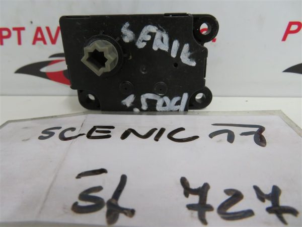 RENAULT SCENIC L.11, MOTORČEK LOPUTE NA PEČKI