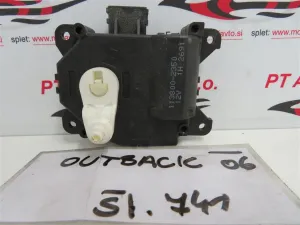 SUBARU OUTBACK L.06, MOTORČEK LOPUTE NA PEČKI