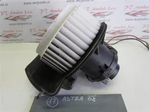 OPEL ASTRA L.08, MOTORČEK PEČKE