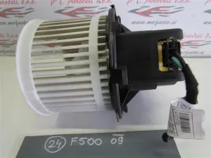 FIAT 500 L.09, MOTORČEK PEČKE