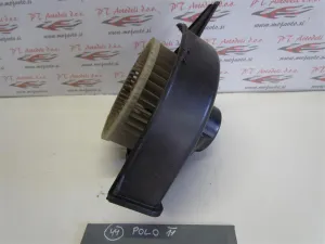 VW POLO L.11, MOTORČEK PEČKE