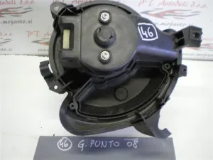 FIAT G.PUNTO L.08, MOTORČEK PEČKE