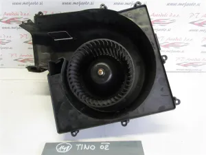 NISSAN TINO L.02, MOTORČEK PEČKE