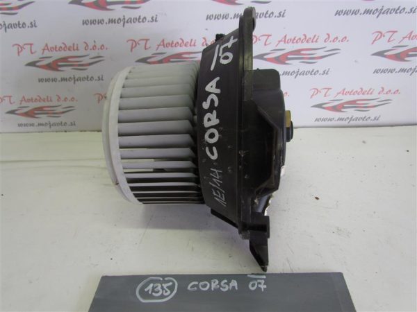 OPEL CORSA L.07, MOTORČEK PEČKE