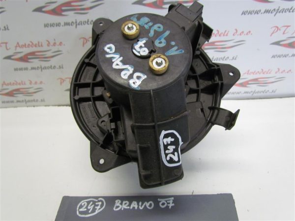 FIAT BRAVO L.07, MOTORČEK PEČKE - Image 2