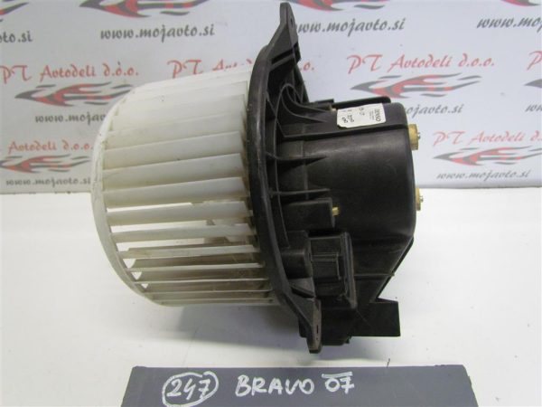 FIAT BRAVO L.07, MOTORČEK PEČKE