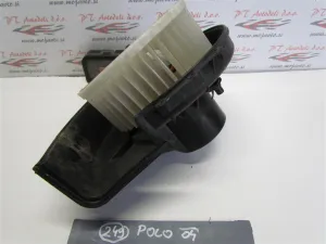 VW POLO L.04, MOTORČEK PEČKE
