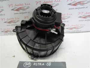 OPEL ASTRA L.08, MOTORČEK PEČKE