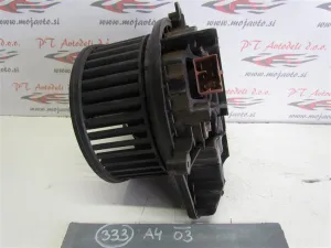 AUDI A4 L.03, MOTORČEK PEČKE