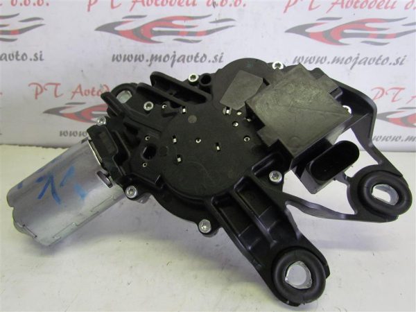 VW POLO L.11, MOTORČEK ZADNJEGA BRISALCA - Image 2