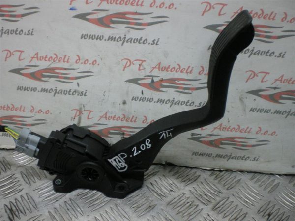 PEUGEOT 208 L.14, STOPALKA GASA