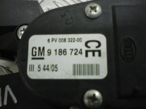 OPEL VECTRA L.07, STOPALKA GASA - Image 2