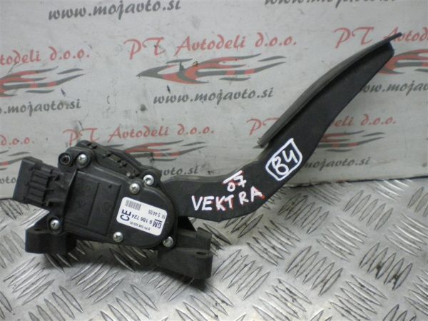 OPEL VECTRA L.07, STOPALKA GASA
