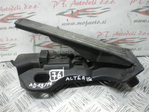 SEAT ALTEA L.06, STOPALKA GASA