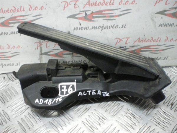 SEAT ALTEA L.06, STOPALKA GASA