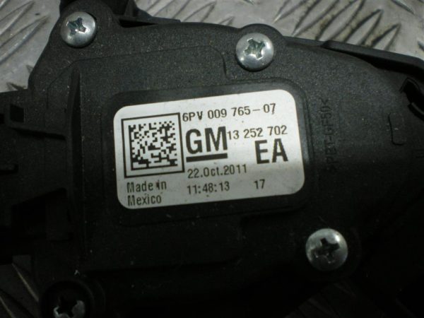 OPEL ASTRA L.12, STOPALKA GASA - Image 2