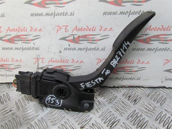 FORD FIESTA L.10, STOPALKA GASA