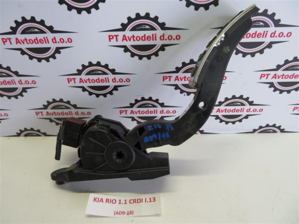 KIA RIO 1.1 CRDI L.13, STOPALKA ZA GAS