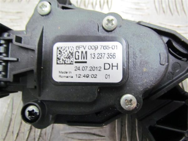 OPEL INSIGNIA L.10, STOPALKA GASA - Image 2