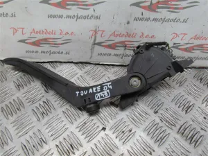 VW TOUAREG L.04, STOPALKA GASA