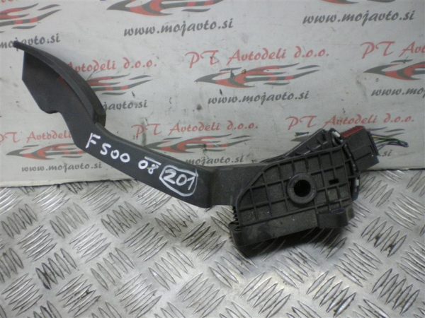 FIAT 500 L.08, STOPALKA GASA