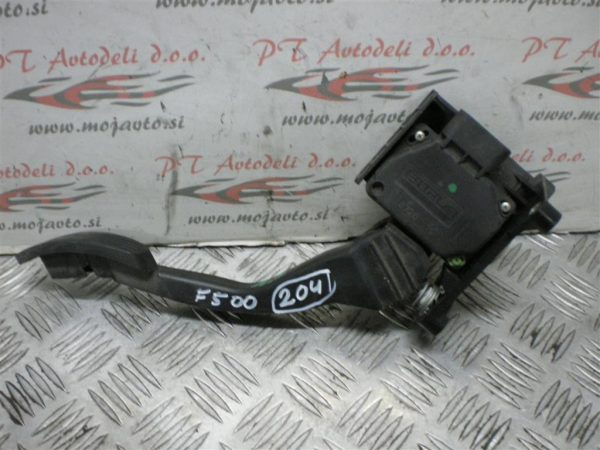 FIAT 500 L.08, STOPALKA GASA