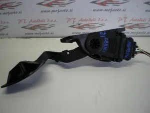 FIAT SEDICI 2.0 JTDM L.10, STOPALKA GASA