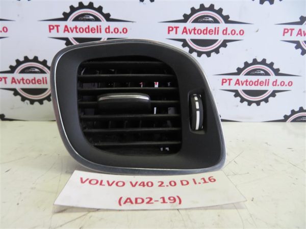 VOLVO V40 L.16, DESNI ZRAČNIK