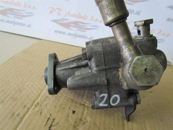AUDI A8 L.00, SERVO ČRPALKA