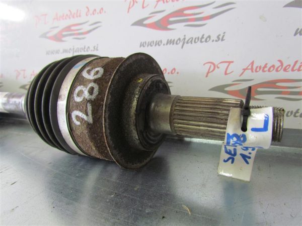 FIAT SEDICI L.08, POLOSOVINA, LEVA