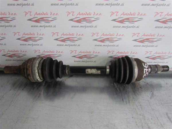 OPEL VECTRA 1.9 JTD L.07, POLOSOVINA, LEVA