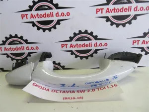 ŠKODA OCTAVIA SW L.16, ZUNANJA KLJUKA VRAT, ZADNJA LEVA