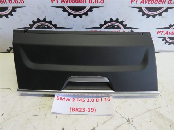 BMW 2 F45 L.16, PREDAL NA SREDINI