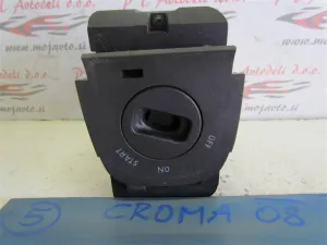 FIAT CROMA L.08, ČITALEC KARTIC