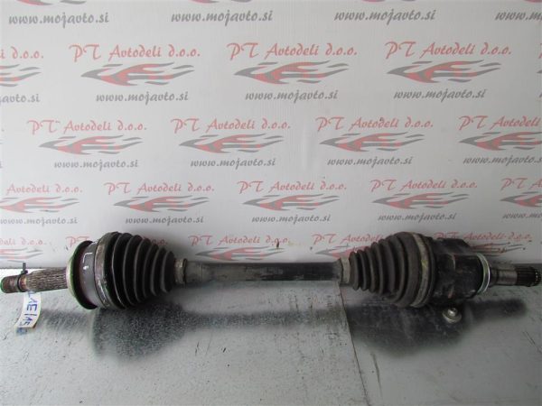 TOYOTA VERSO S D4D L.12, POLOSOVINE, (L)
