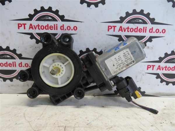 FIAT 500 L.09, MOTORČEK ZA DVIG STEKLA, PREDNJI DESNI