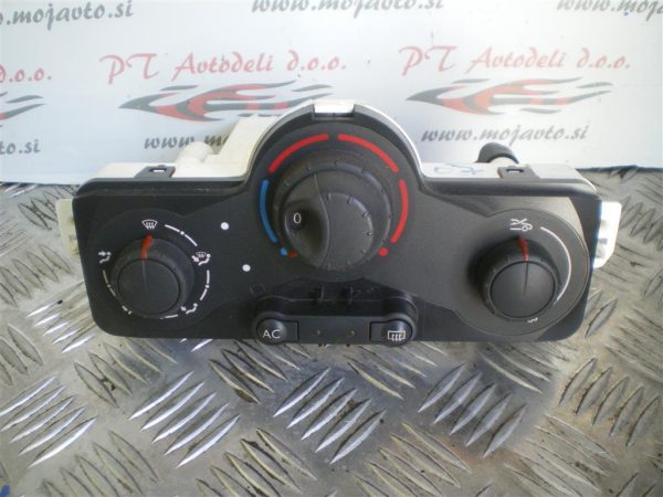 RENAULT CLIO  L.07, STIKALA ROČNE KLIME