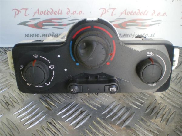 RENAULT CLIO L.06, STIKALA ROČNE KLIME