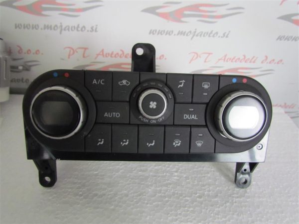 NISSAN QASHQAI L.10, KOMANDE AVTOMATSKE KLIME