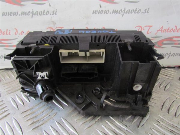 VW TOURAN L.03, STIKALA ROČNE KLIME - Image 2