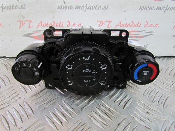 FORD FIESTA L.12, STIKALA ROČNE KLIME